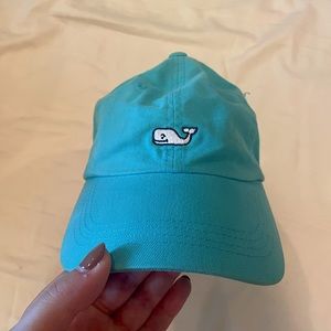 Vineyard Vines Whale Logo Baseball Hat (light blue)